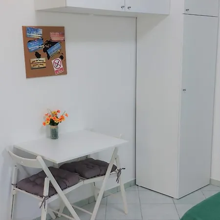 Apartment 36262 - Megan *