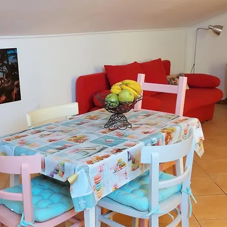 36262 - Megan Apartment *